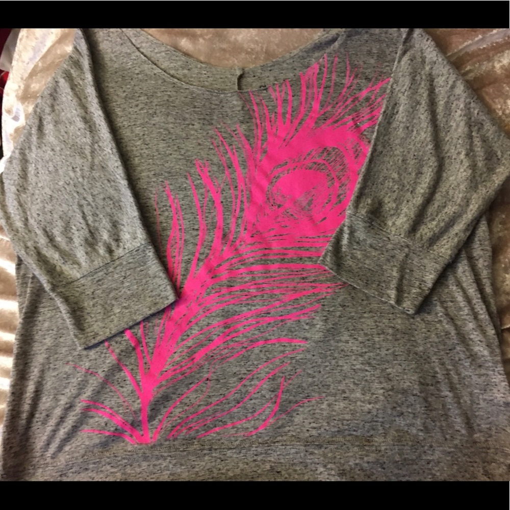 NWOT Feather off the shoulder top